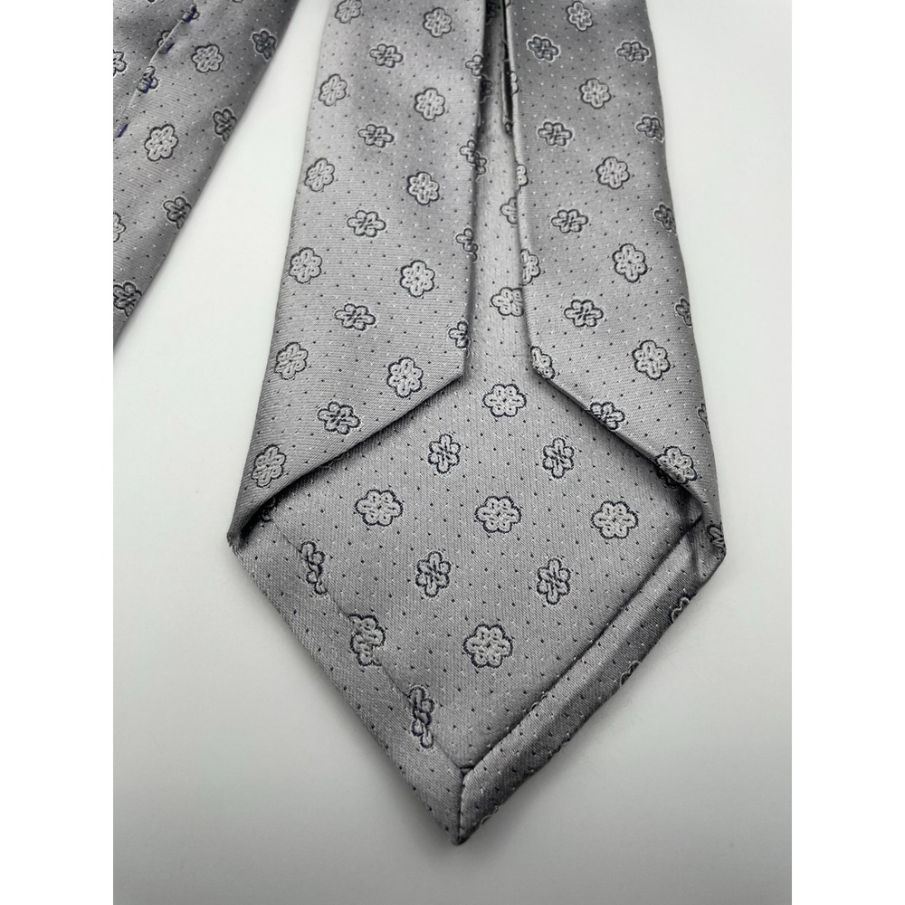 Carlo Franco Silver Silk Seven Fold Floral Medallion Necktie Made in Italy - Picture 5 of 6